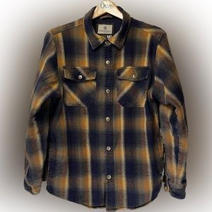 Legendary Whitetails Flannel Shirt Jacket flannel pockets Medium